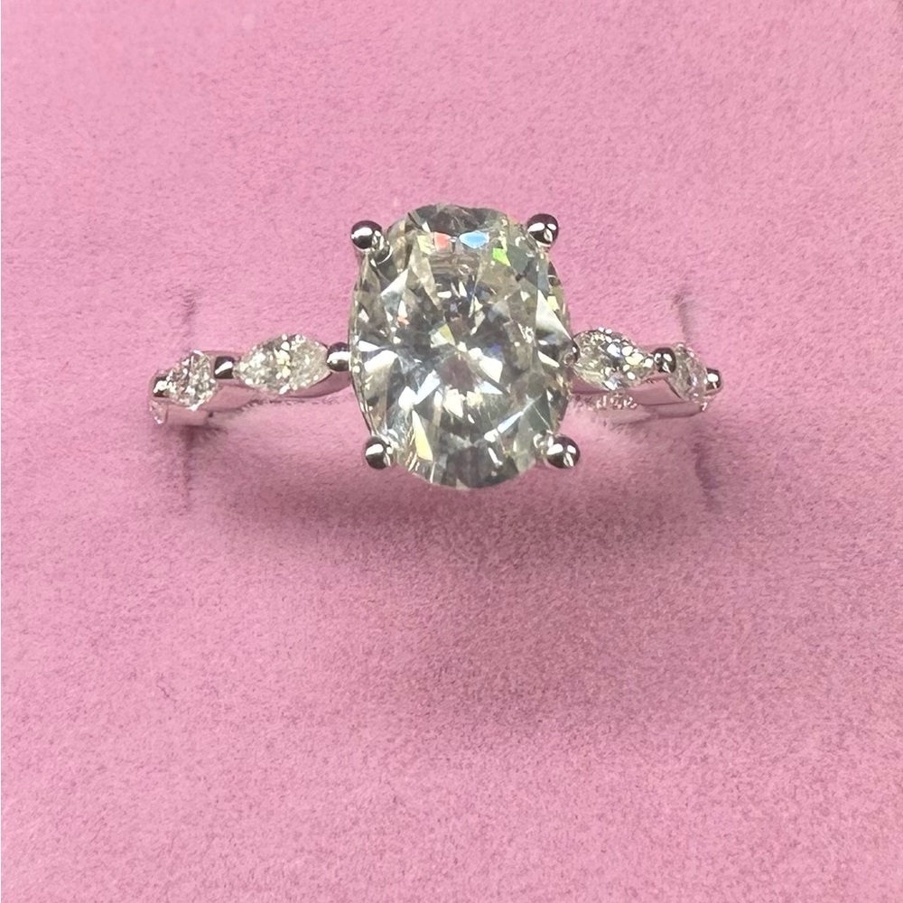 2ct Oval Moissanite Ring